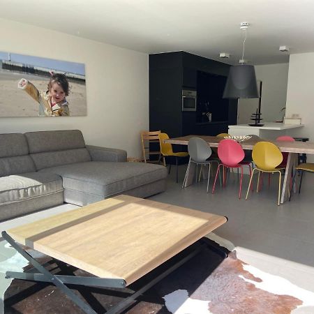 Dolce Vita - zonnig familie appartement met garagebox Nieuwpoort Buitenkant foto